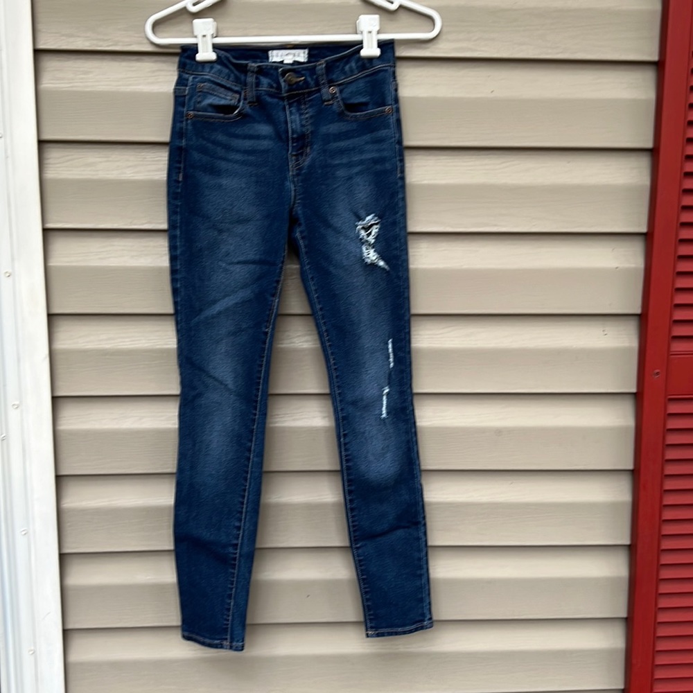 Harper Heritage womens distressed skinny jeans
